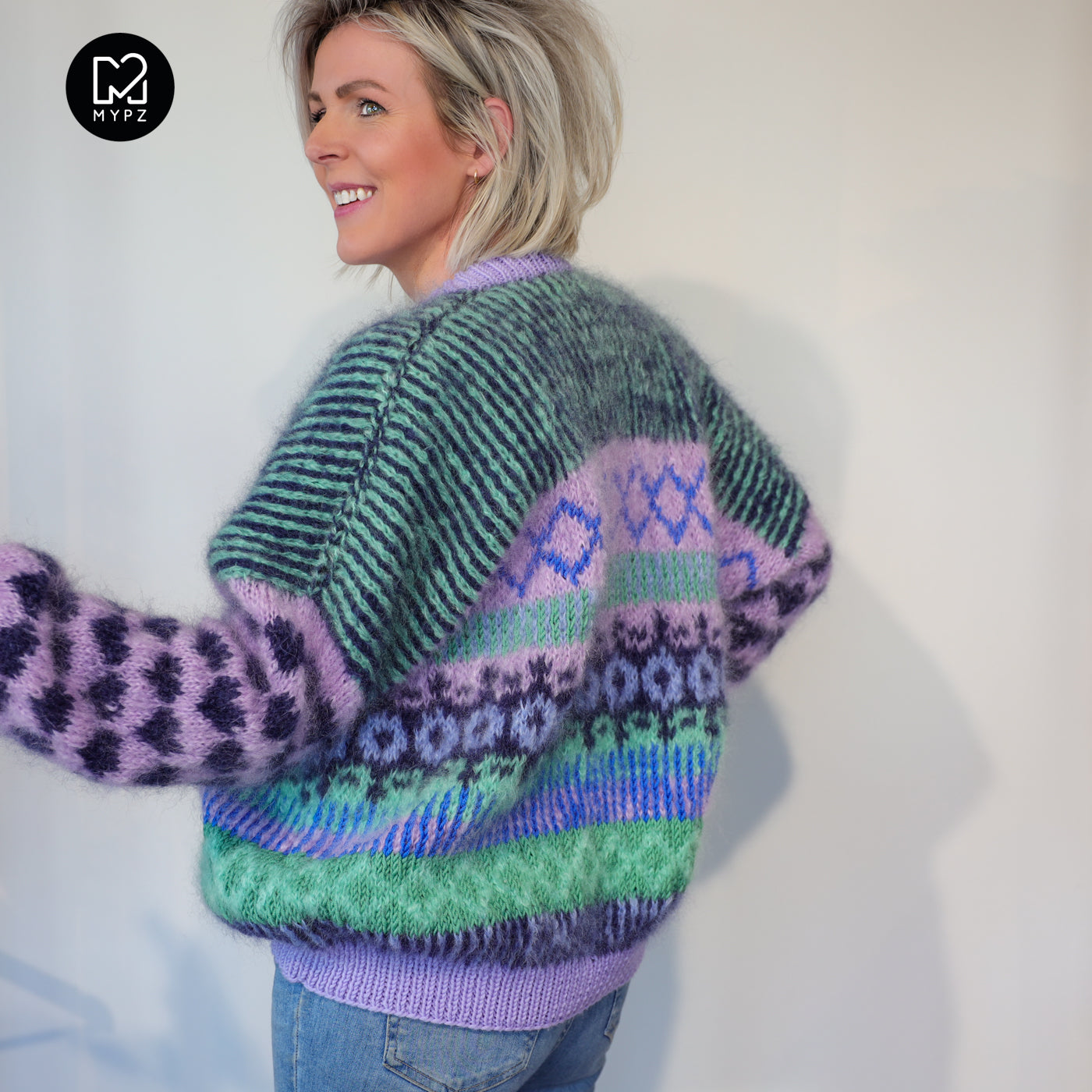 Strickset – MYPZ Cardigan True Blue No6 (ENG-NL-DE)