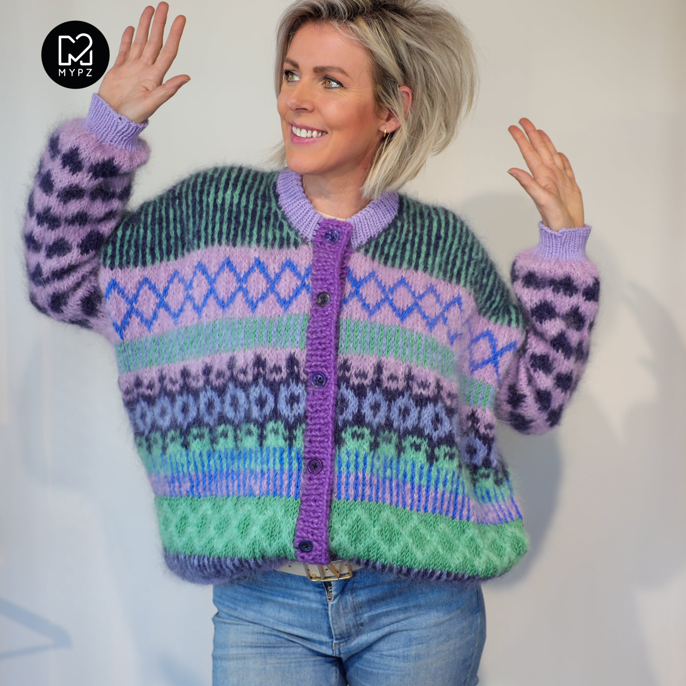 Strickset – MYPZ Cardigan True Blue No6 (ENG-NL-DE)