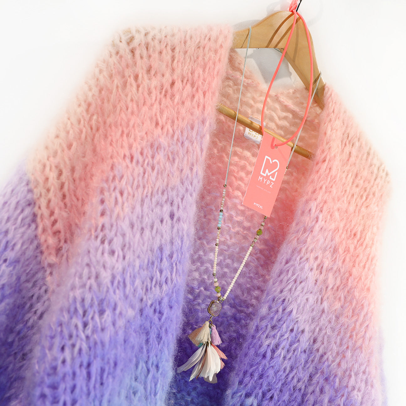Strickanleitung – MYPZ kurzer Chunky-Mohair-Cardigan Himmelblau Nr. 15 Niederländisch (NL), Englisch (ENG), Deutsch (DE), Französisch (FR), Spanisch (ES), Norwegisch (NO), Dänisch (DA), Schwedisch (SV), Italienisch (IT)