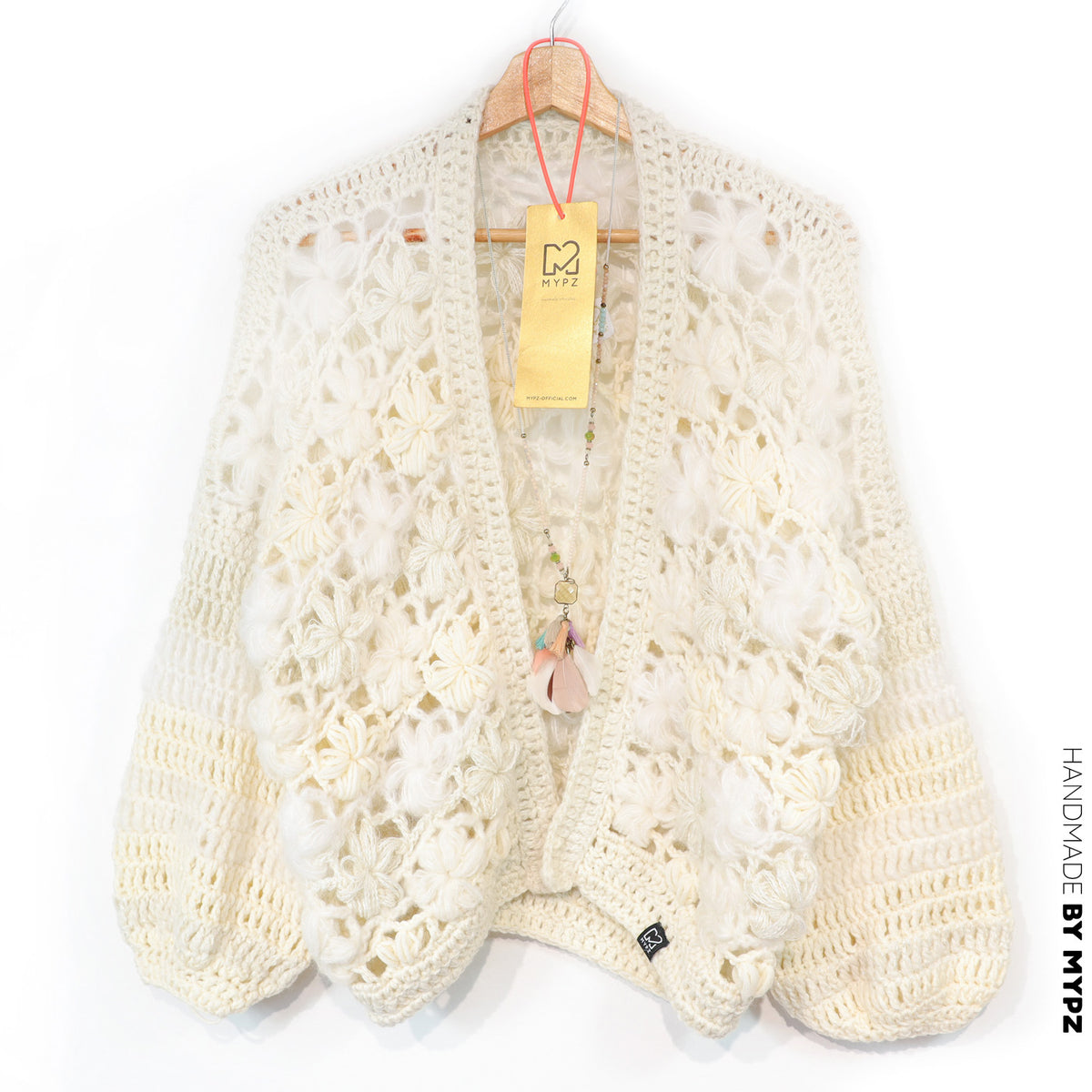 Häkelanleitung - MYPZ kurzer Bomber-Cardigan Wildflower (ENG-DE-NL-ES-FR-IT-DA-SV-NO)