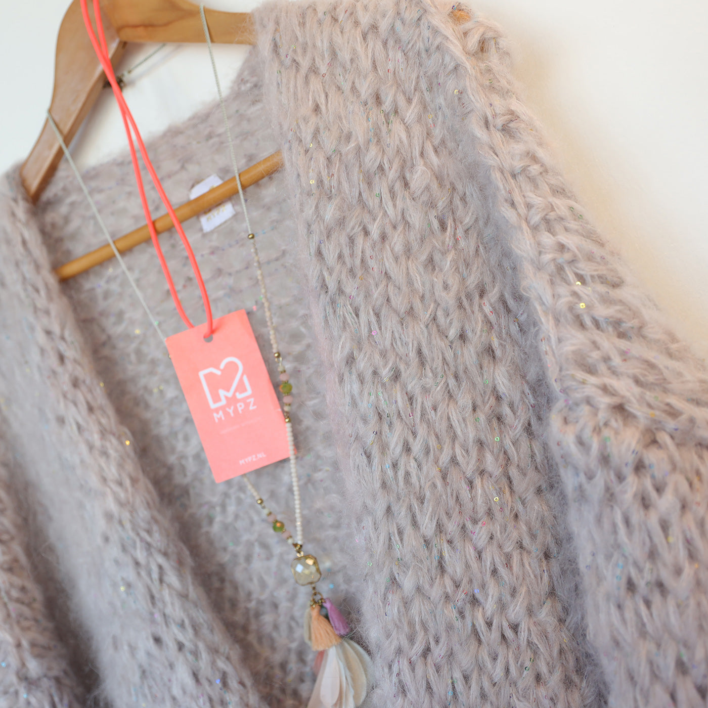 Strickset – MYPZ Kurze Chunky Mohair Cardigan Sparkling Sand No.15 (ENG-NL-DE)